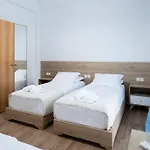 Saint 40 Deluxe فيلة