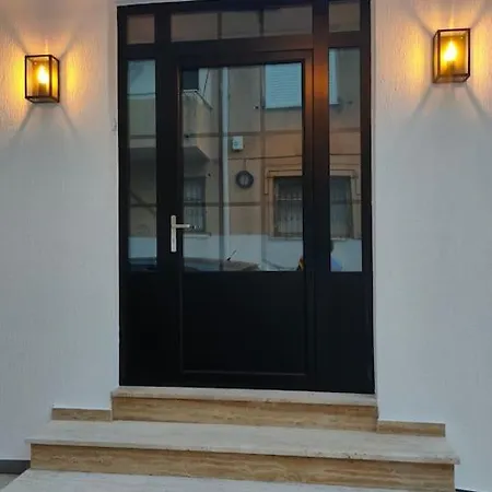 Saint 40 Deluxe Villa *