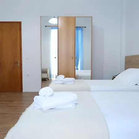 Saint 40 Deluxe * Sarande