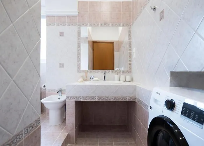 Villa Saint 40 Deluxe Saranda