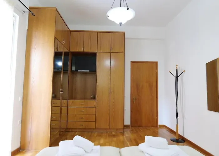 Saint 40 Deluxe Saranda